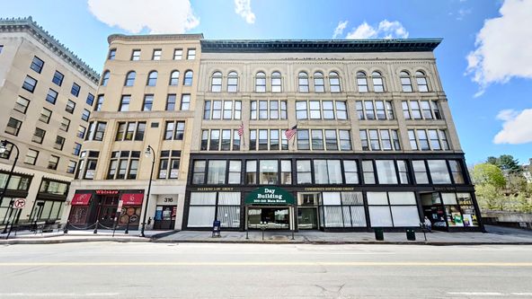 The Day Building: 300 Main St, Worcester, MA 01608